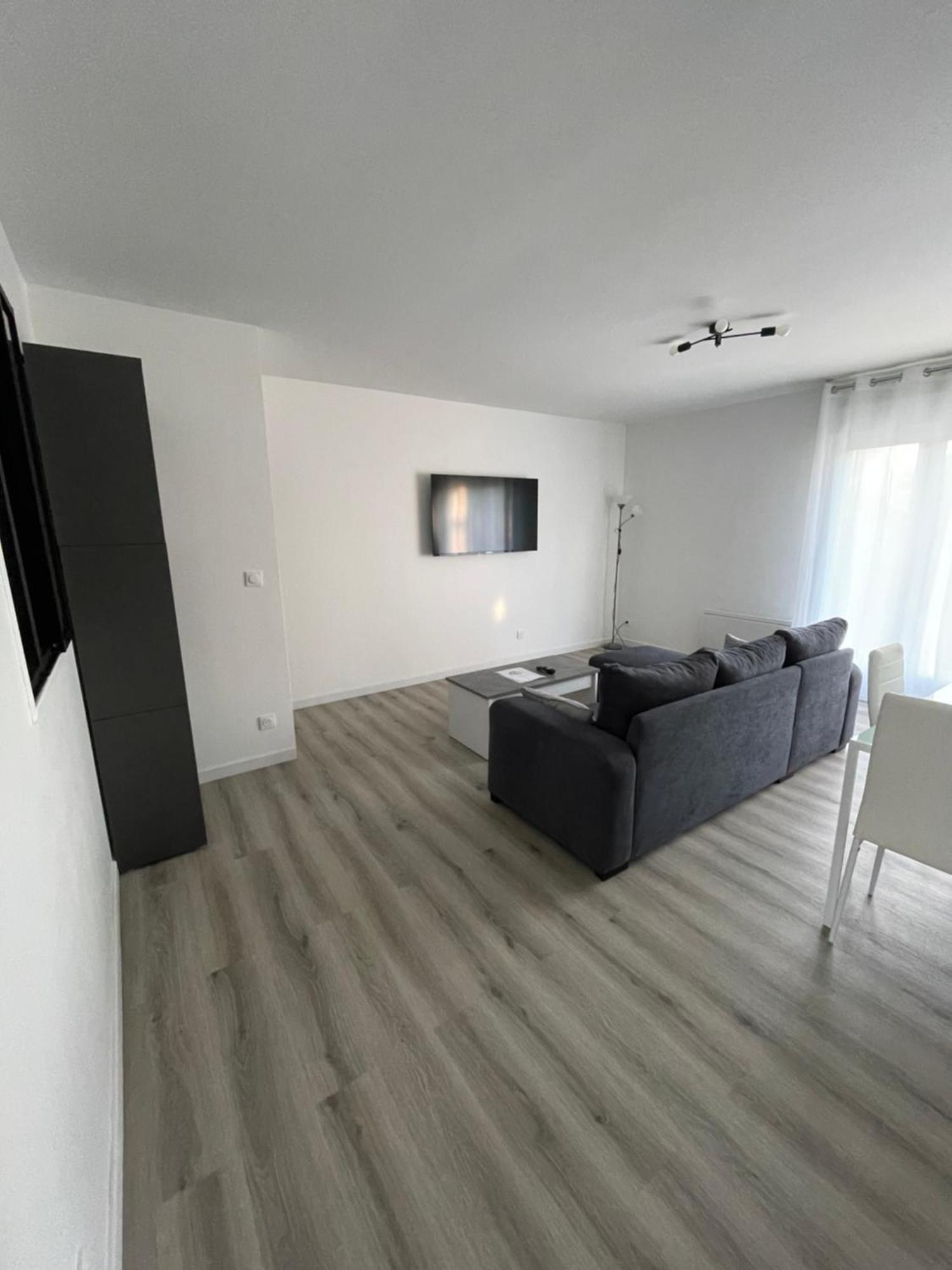 Maison Detente De 100 M2 Uniquement Couple-Famille-Travailleurs Villeparisis Kültér fotó