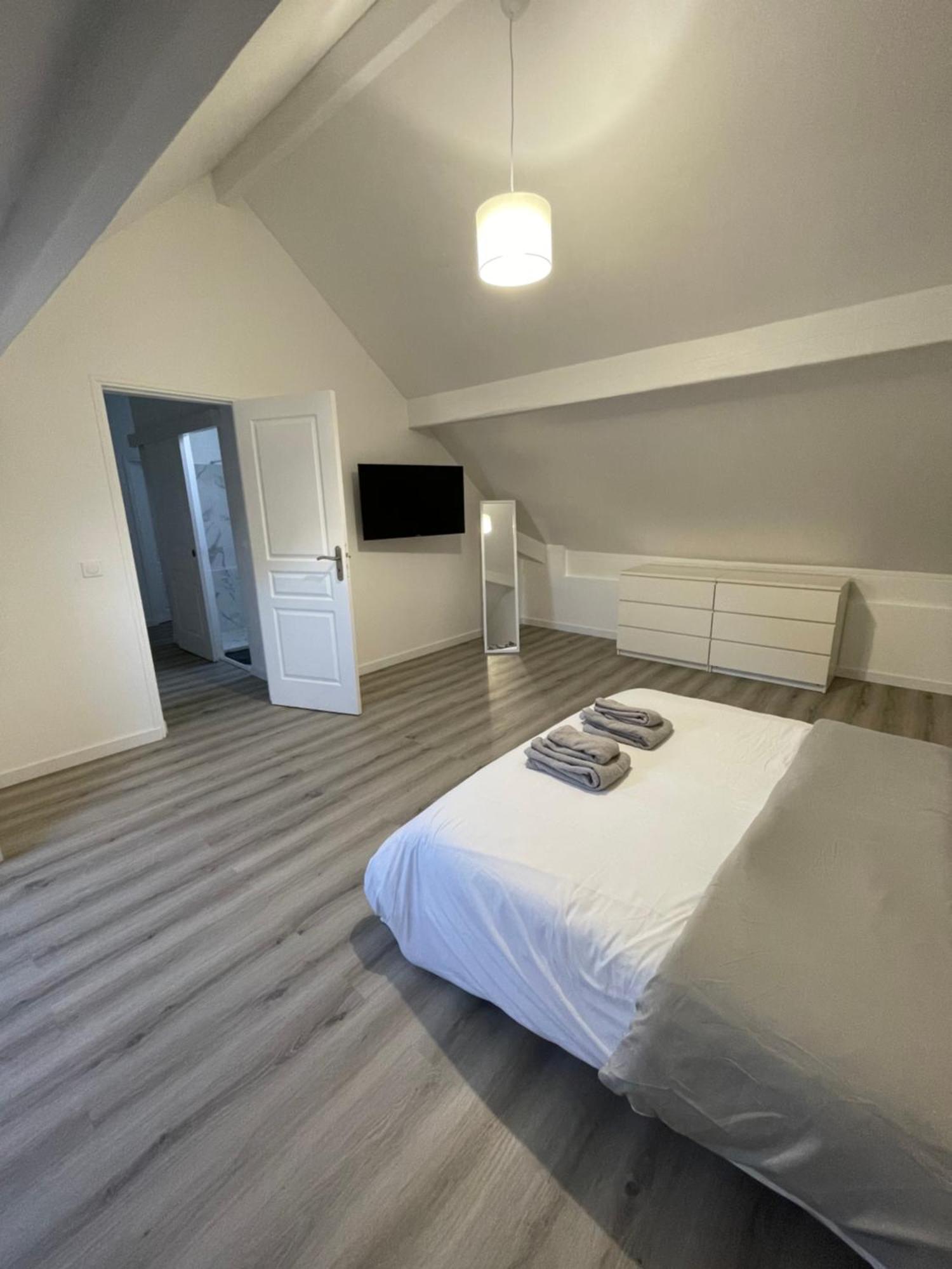 Maison Detente De 100 M2 Uniquement Couple-Famille-Travailleurs Villeparisis Kültér fotó
